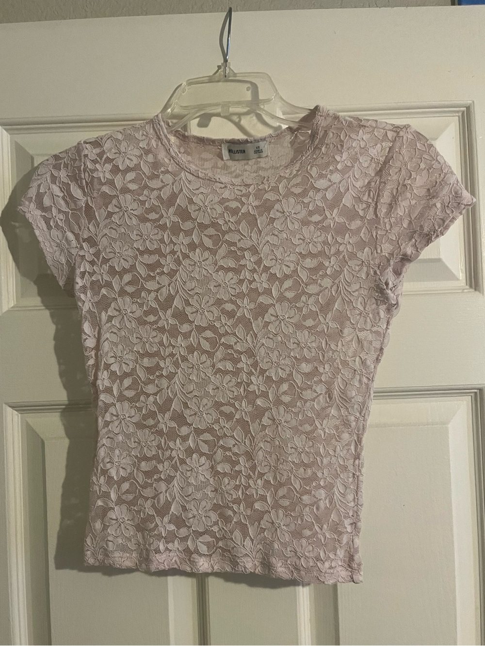 Hollister Pale Pink Floral Lace Short Sleeve Tee
